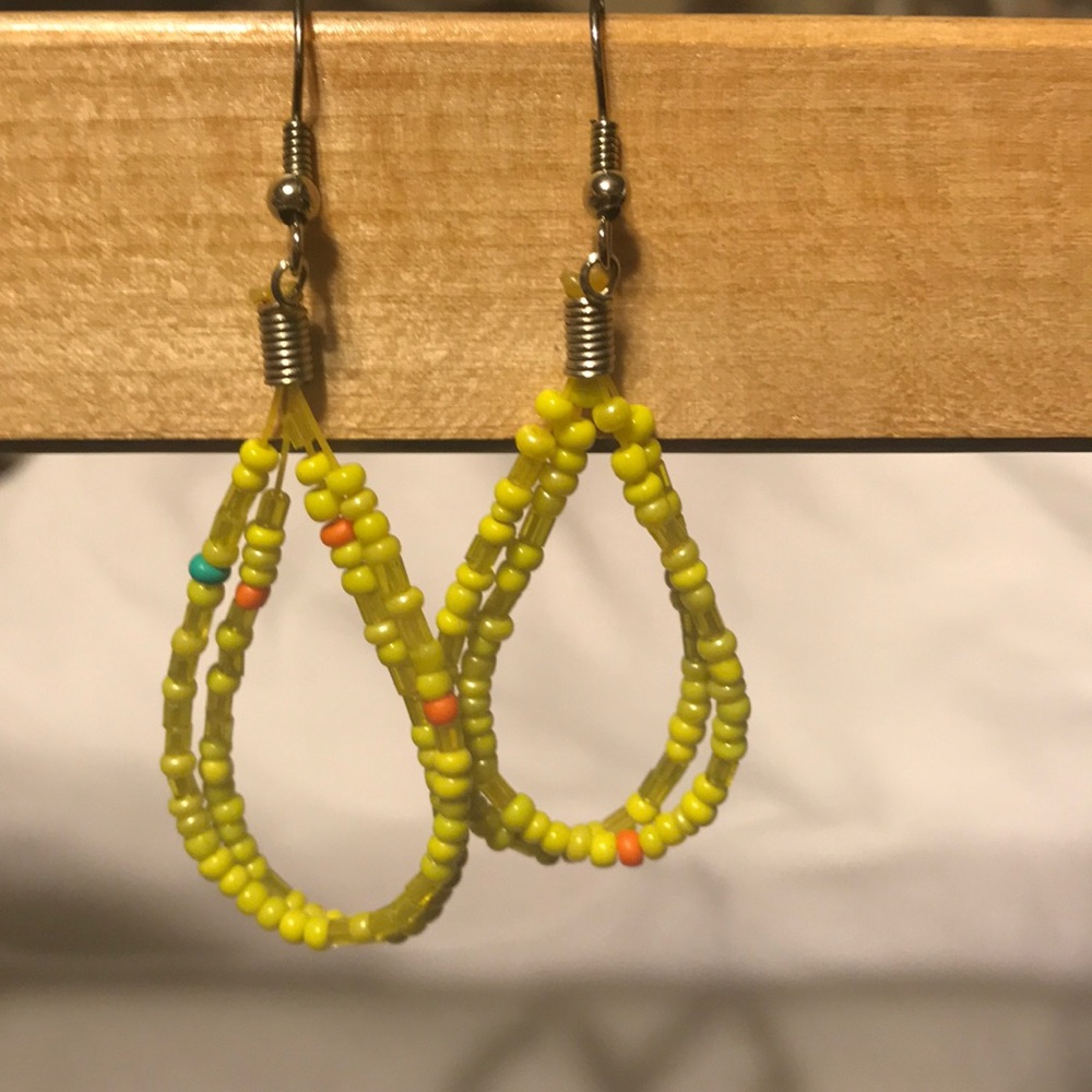 Two Pair of Seed Bead Earrings plus bracelet